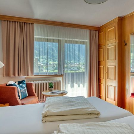 Hotel Jaegerhof Oetz Kültér fotó