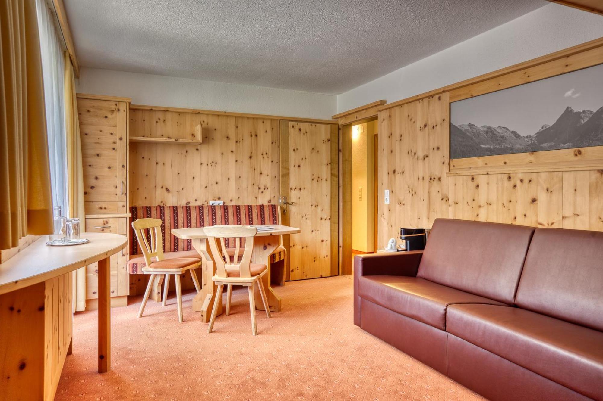 Hotel Jaegerhof Oetz Szoba fotó