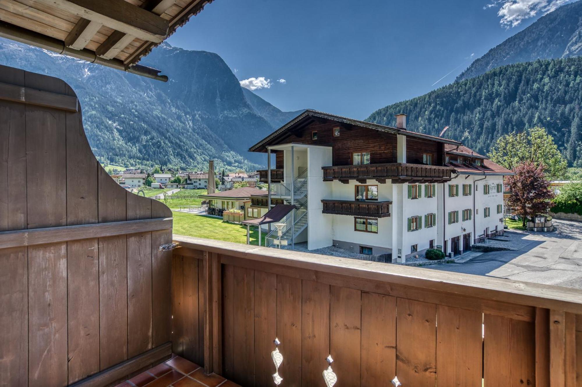 Hotel Jaegerhof Oetz Szoba fotó